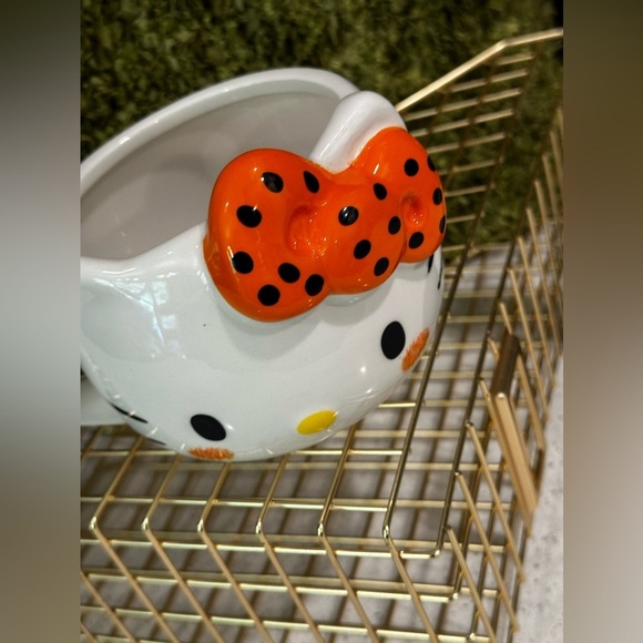 NWT- Hello Kitty Halloween Collectible Mug - Picture 3 of 6